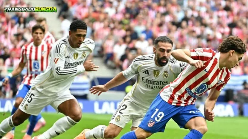  Bầu không khí cuồng nhiệt tại Riyadh Air Metropolitano trong ngày derby.